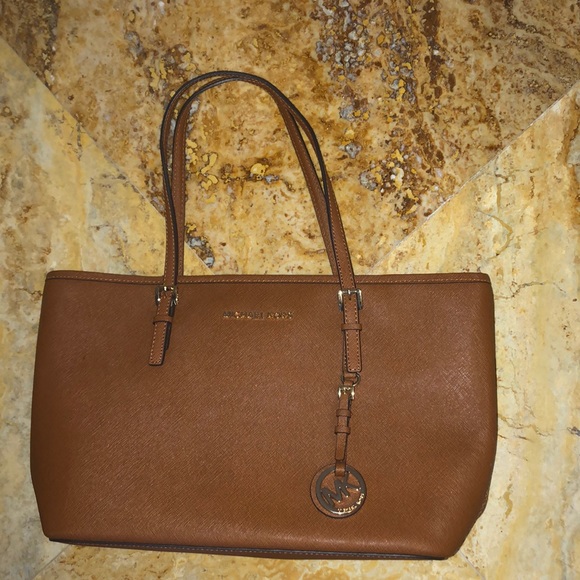 Michael Kors Handbags - Michael kors tote